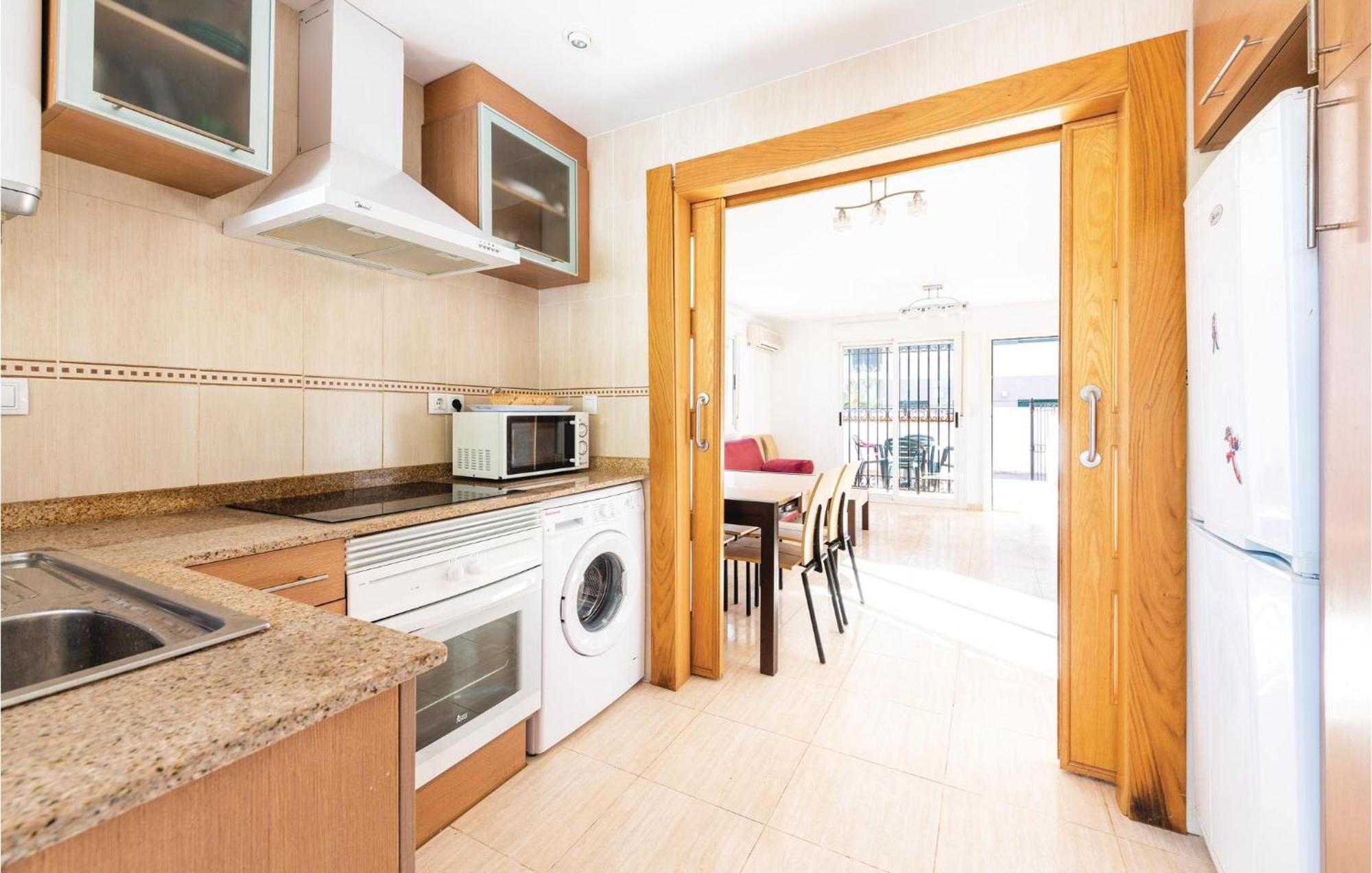 Amazing Apartment In Oropesa Del Mar With Kitchen Экстерьер фото